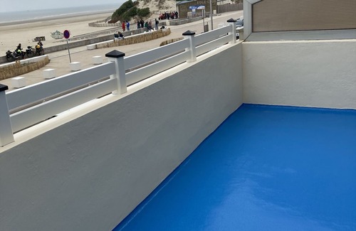 Berck-sur-Mer Apartment | Oceanfront T3 with Grand Terrace & Spa, Perfect for Families