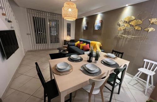 Quartier Saint-Clement - Jardin des Plantes Apartment | Modern T3 Flat with Free Parking and Easy Metro Access