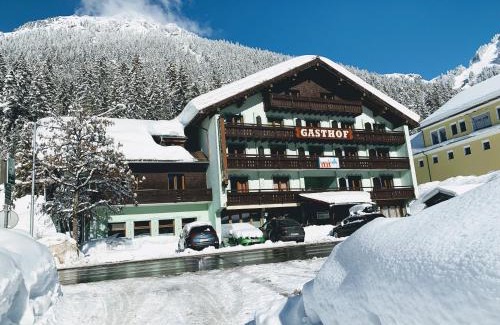 Dalaas Hotel | Discover T3 Gasthof Spullersee: Family-Friendly Retreat