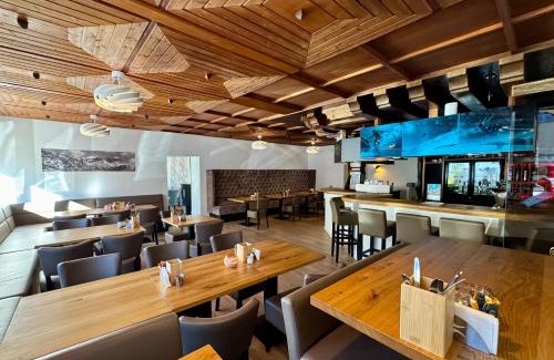 Dalaas Hotel | Discover T3 Gasthof Spullersee: Family-Friendly Retreat