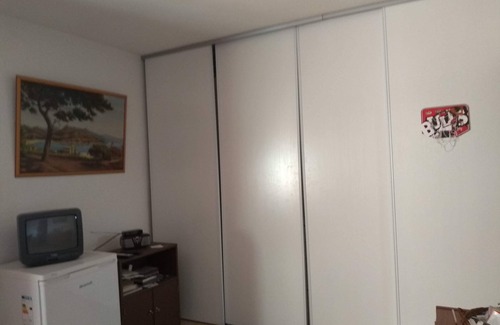 Leucate Condo | Pet-Friendly T3 in Languedoc with Oceanfront Views