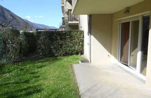 Bagneres-de-Luchon Apartment | Discover T3 in Luchon with Pool, Garden & Lake Views