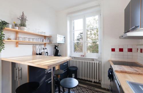 Macon Apartment | Family-Friendly Retreat at T3-Isabelle et Christian