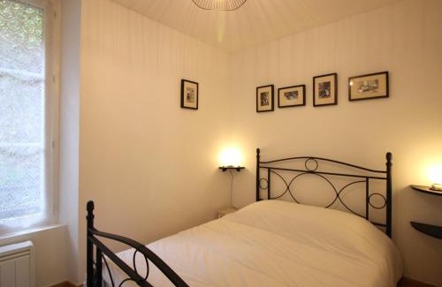 Mont-Dore Apartment | Bright T3 Apartment with WiFi, Steps from Mont-Dore Thermals