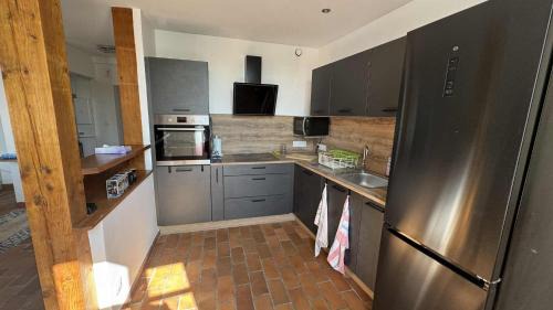 Saint-Marcel-les-Sauzet Apartment | T3 meublé calme avec piscine
