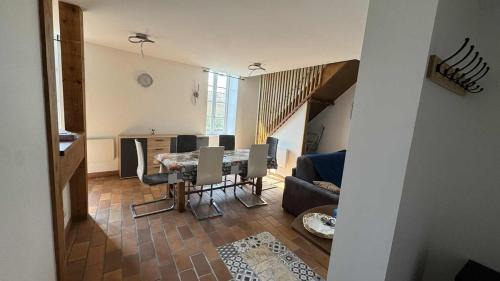 Saint-Marcel-les-Sauzet Apartment | T3 meublé calme avec piscine