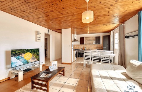Saint-Denis Apartment | Inviting T3 – Paul et Aliette*** Near St-Denis Centre