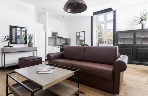 Rochefort Apartment | Discover T3 - Residence de la Corderie Royale Awaits You