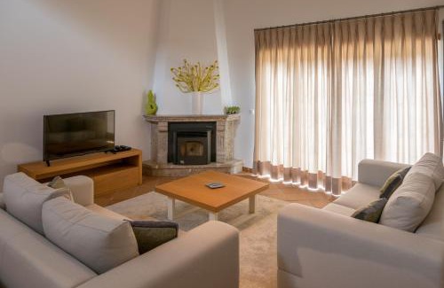 Praia del Rei House | Discover T3 Vila dos Principes - 4-Star Family Retreat