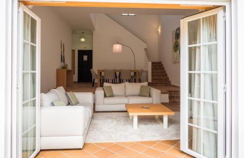 Praia del Rei House | Discover T3 Vila dos Principes - 4-Star Family Retreat