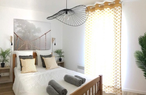 Fontaine-Bayonne-Cartoucherie Apartment | Discover T3 Zénith: Pool, Parking & Top-Rated Comfort