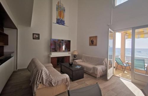 Le Lavandou Apartment | Family-Friendly Appartement Le Lavandou for 6 Guests