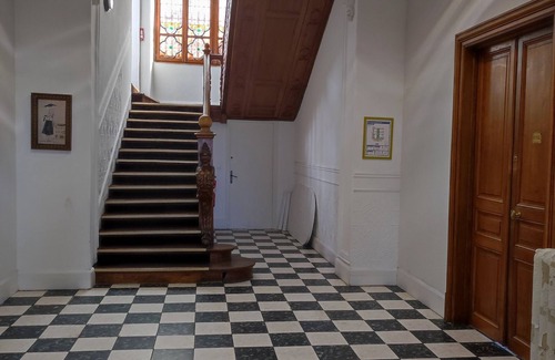 Jausiers Apartment | Family-Friendly Apartment in Jausiers with Pool & Spa