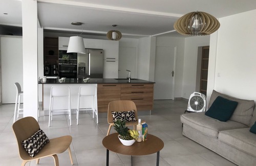 Pointe du Bout Apartment | Stunning T4 with Private Garden & Ocean View Near Beach