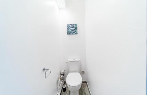 Bron Apartment | T5 balcony Parking 10 min Eurexpo -Stade-ldlc