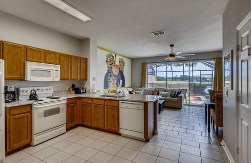Crestwynd Bay House | Family-Friendly Windsor Hills Resort with Pool Near Disney