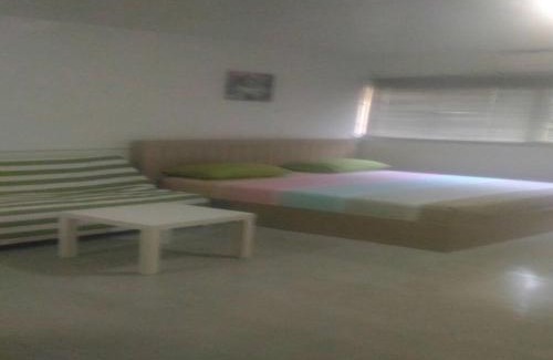 Ban Mai House | Pet-Friendly Condo Room with Free WiFi in Mueang Thon Thani