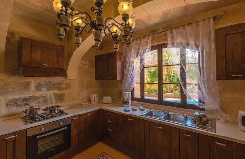 Ggantija House | Pet-Friendly Ta' Majsi Holiday Home with Pool & High Ratings