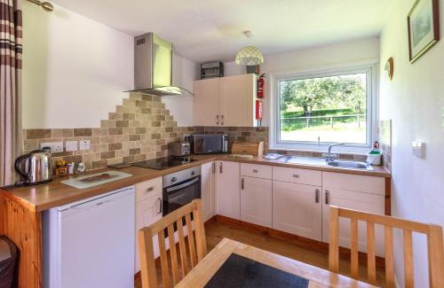 Fivelanes Ski Chalet | Meadowview Chalet 2 at Ta Mill Cottages - Child Friendly Stay