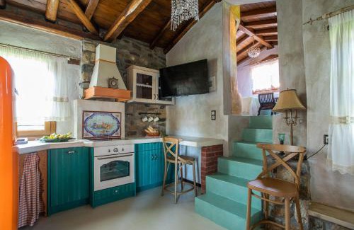 Vourvourou Apartment | Premier Stay at Ta Petrina - 4-Star with Pool & Breakfast