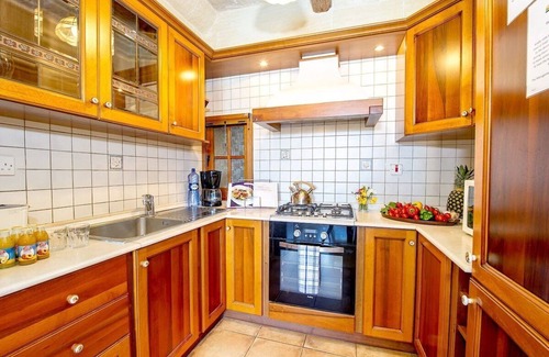 Nadur Villa | Relax at Ta Rena Holiday Home with Oceanfront Views