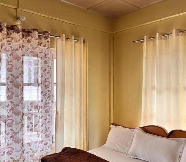 Bomdila House | Ta Zong homestay