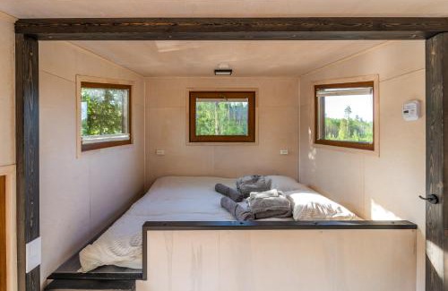 Polva County House | Experience TaaliHomes Metsamajake: Oceanfront Retreat