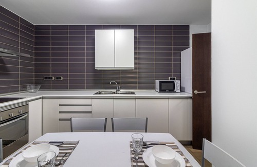 Las Palmas de Gran Canaria Apartment | Cozy Flatguest Tabaiba: Beachfront Duplex with Fast WiFi