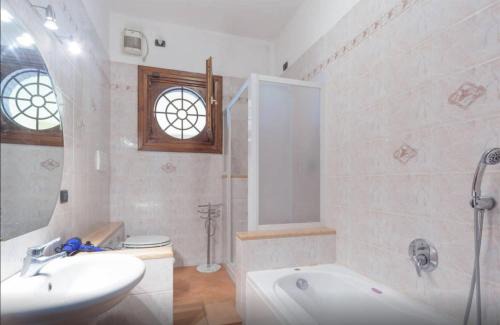 San Benedetto di Lugana Villa | Discover CASCINA TABACHERA Vineyard House at Lake Garda