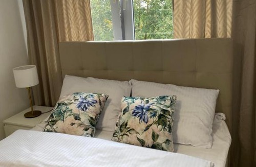 Kedzierzyn Kozle Apartment | Discover Tabago Studio 12: Family-Friendly Escape Rated 9.5