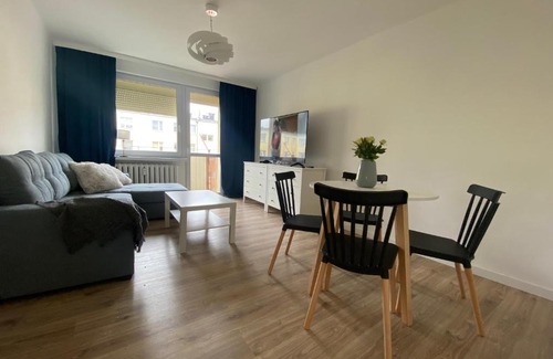 Kedzierzyn Kozle Apartment | Discover Tabago Studio 12: Family-Friendly Escape Rated 9.5