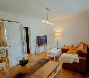Opole Apartment | Exceptional Tabago Studio 8: Family-Friendly Getaway