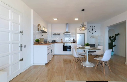 Tabaiba Apartment | Scenic Tabaiba Ocean View Apartment with Full Kitchen