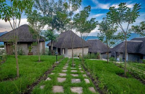 Fort Portal Resort | Discover Tabebuia Spa and Safari Resort: Oceanfront Bliss