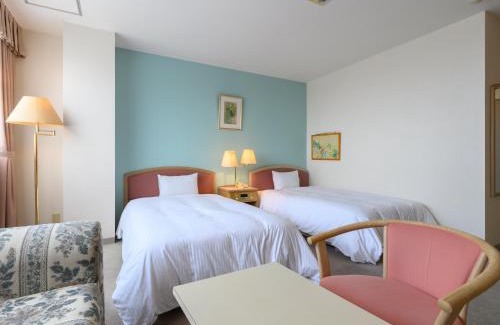 Gamagori Hotel | Relax at Tabist Katahara Resort Gamagori with Hot Tub Access