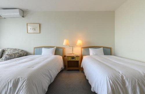 Gamagori Hotel | Relax at Tabist Katahara Resort Gamagori with Hot Tub Access
