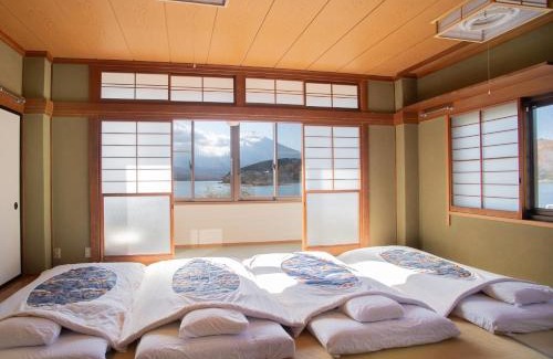 Yamanakako House | Family-Friendly Tabist Lakeside at Yamanakako Shores