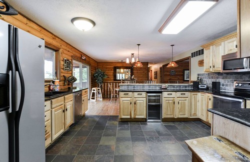 Kimberling City Cabin | Beautiful Table Rock Lodge: Lakefront Retreat with Dock
