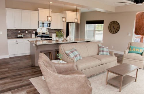 Table Rock House | Scenic Table Rock Views with Indoor Pool & Private Hot Tub