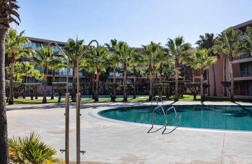 Salgados Apartment | Prime Pool Resort at Salgados Beach - 4-Star Family Retreat