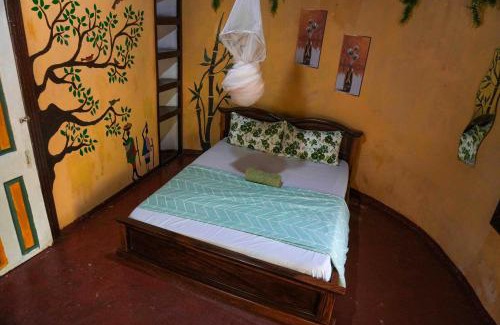 Freetown Hotel | Tacugama Chimpanzee Sanctuary