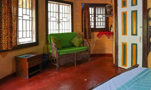 Freetown Hotel | Tacugama Chimpanzee Sanctuary