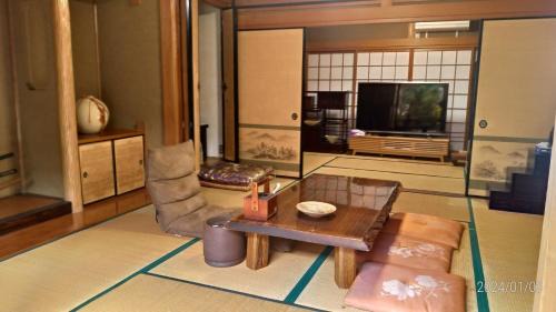 Kuwana House | Family-Friendly Retreat at Tadoan - Vacation STAY 16923