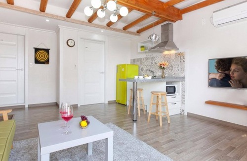 Taean House | Eco-Friendly Stay at Taean Ilmare Pension with Breakfast
