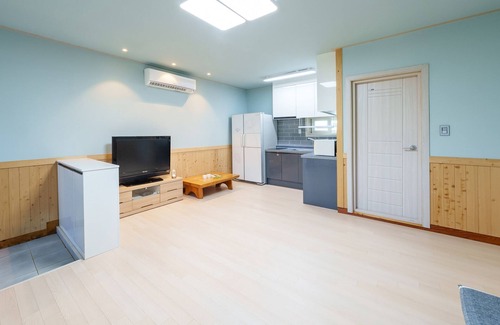 Olmegi House | Family-Friendly Getaway at Taean Jiyu Ne Pension