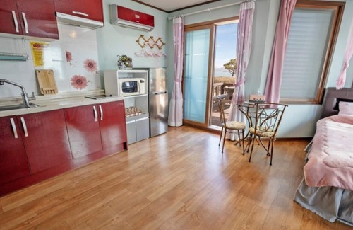 Taean House | Tranquil Getaway at Taean Lemon Treen Pension with Pool