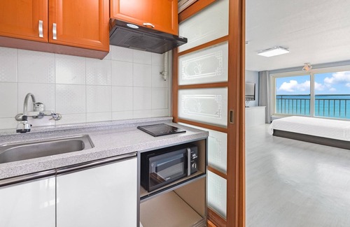 Kujanggul House | Family-Friendly Retreat at Taean Yeonpohaebyenap Pension