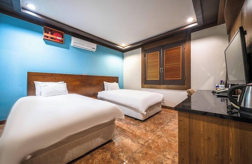 Taebaek Hotel | Eco-Friendly Escape at Taebaek Egis - Family & Breakfast Perks