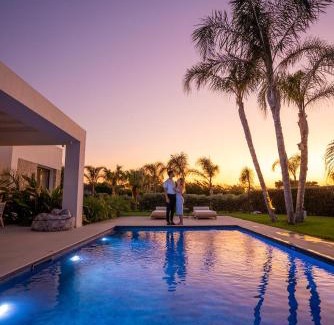 Tingaki Hotel | Experience TAF Beach Villas: Oceanfront Bliss Awaits