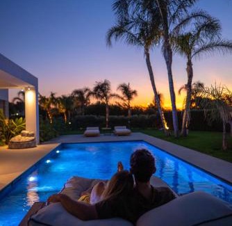 Tingaki Hotel | Experience TAF Beach Villas: Oceanfront Bliss Awaits